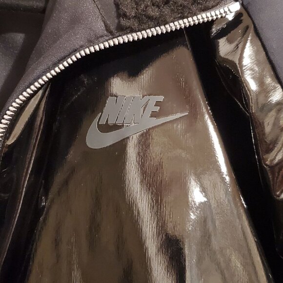 Nike mixed-media black winter bomber jacket - Picture 4 of 4
